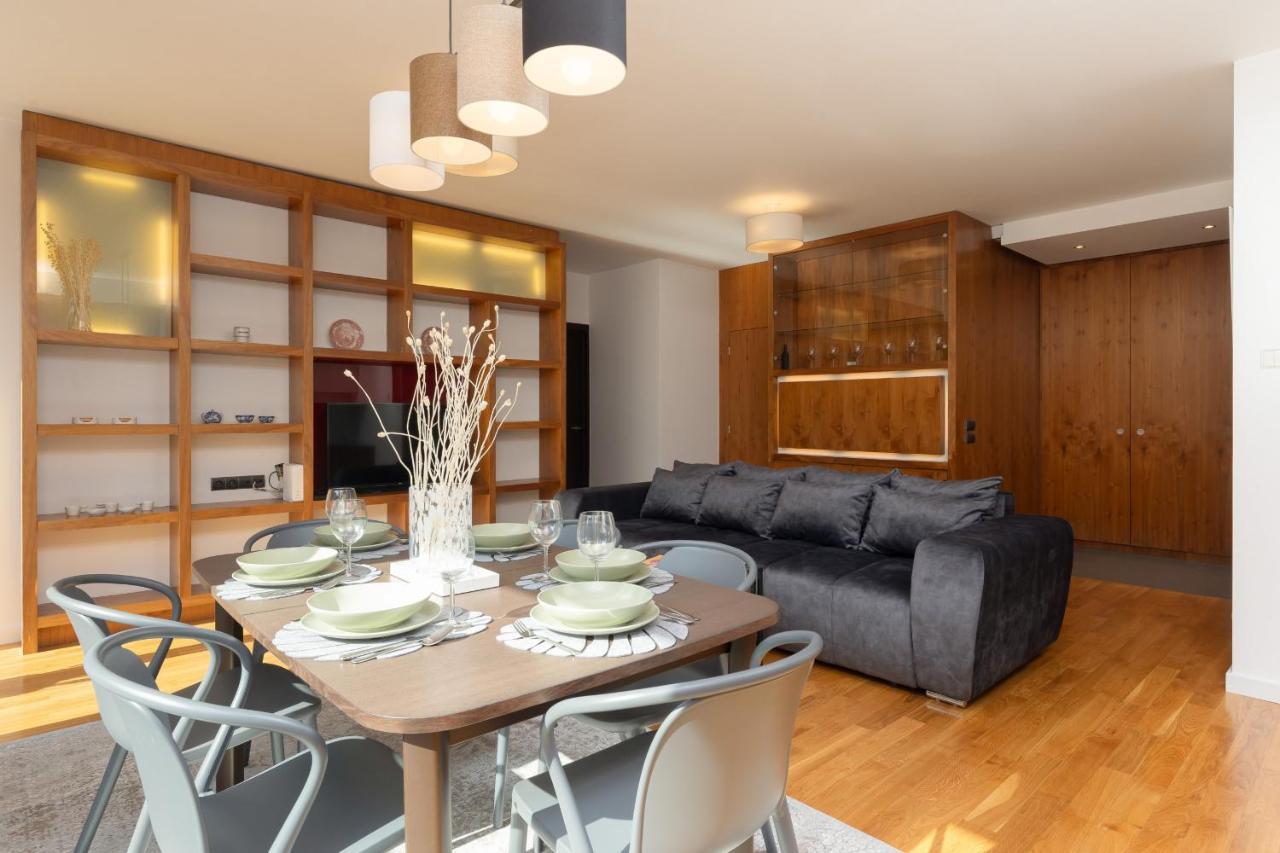 Old Mokotow Spacious Two-Bedroom Apartment By Noclegi Renters Warschau Exterior foto