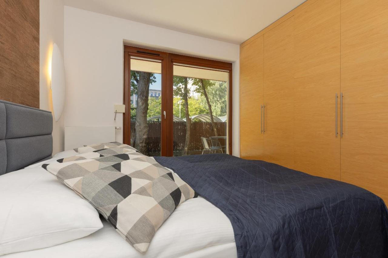 Old Mokotow Spacious Two-Bedroom Apartment By Noclegi Renters Warschau Exterior foto