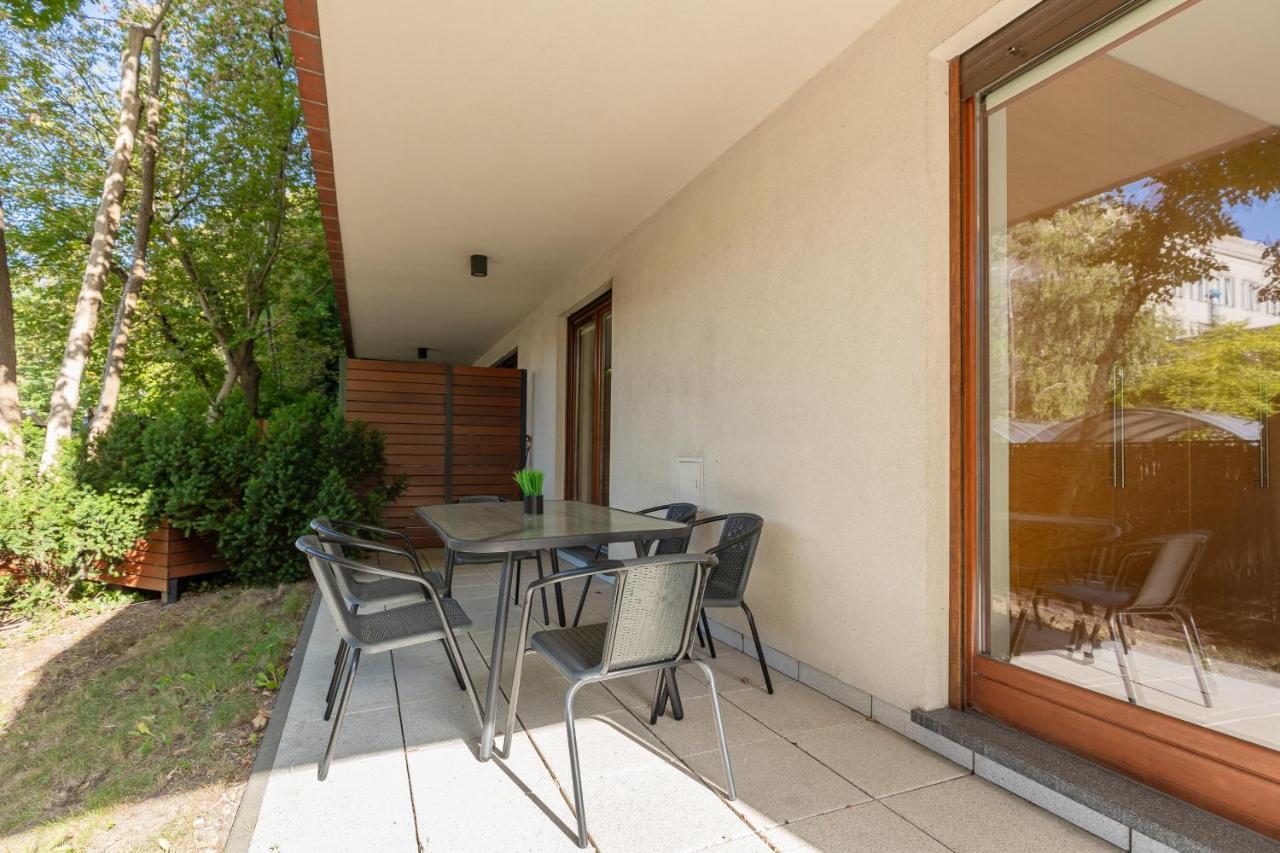 Old Mokotow Spacious Two-Bedroom Apartment By Noclegi Renters Warschau Exterior foto