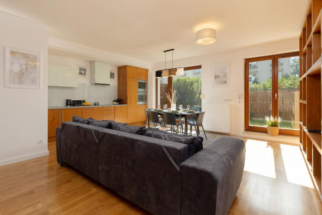 Old Mokotow Spacious Two-Bedroom Apartment By Noclegi Renters Warschau Exterior foto